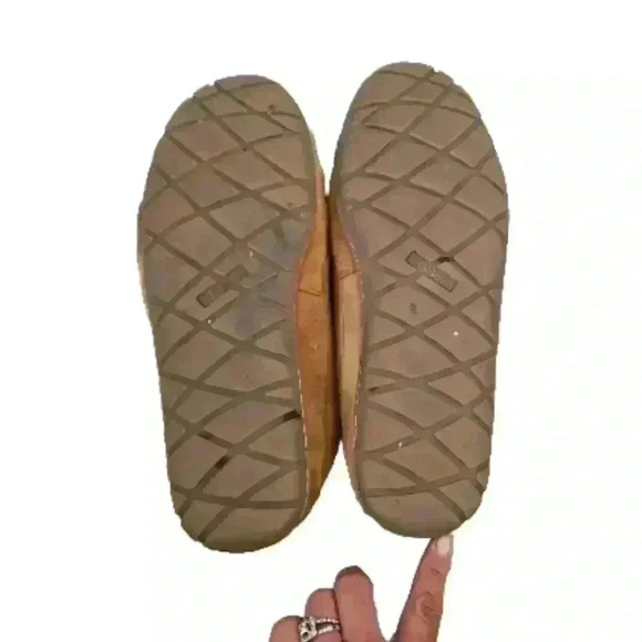 L.L. Bean Men's Tan  Wicked Good Moccasins 13 - Picture 5 of 15